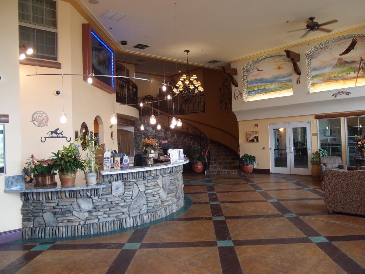 The Lodge At Rolling Hills Casino & Resort Corning Bagian luar foto